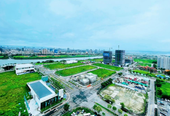  房市冷翻天　他們卻豪砸300億狂掃商辦土地！ 