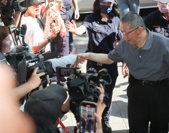  柯文哲羈押庭法官問了「這一句」 法界研判：會再次交保 